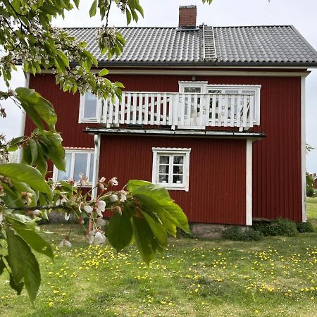 Cozy Red Cottage In The Countryside Outside Vimmerby Gullringen Екстер'єр фото